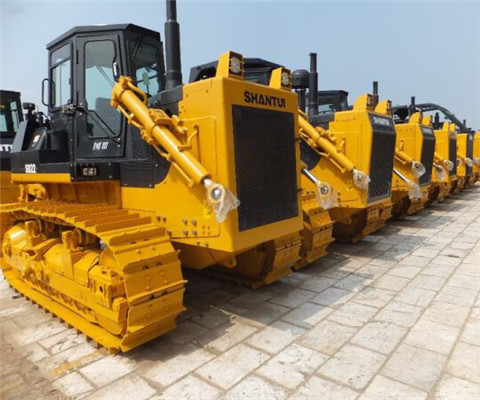 Bulldozer SD32 (1)