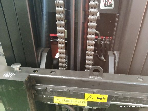 Forklift kamion (5)