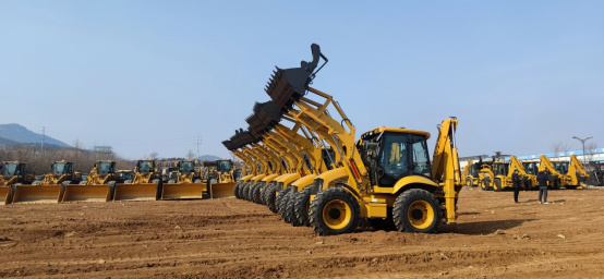 Kev faib tawm ntawm backhoe loaders (2)